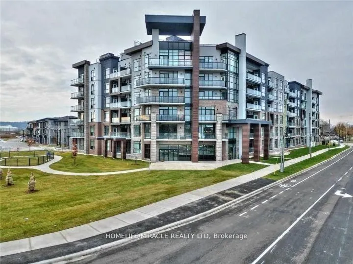 Front of Unit 513, 600 North Service Road