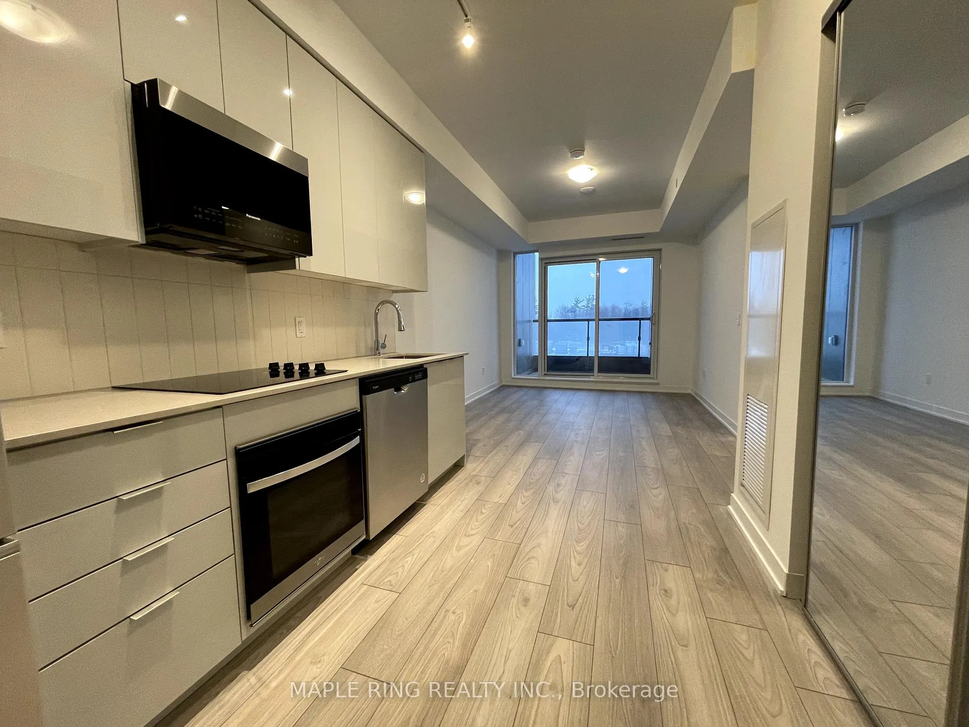 Photo 1 of Unit 312, 474 Caldari Road, Vaughan, Concord — HOMEH