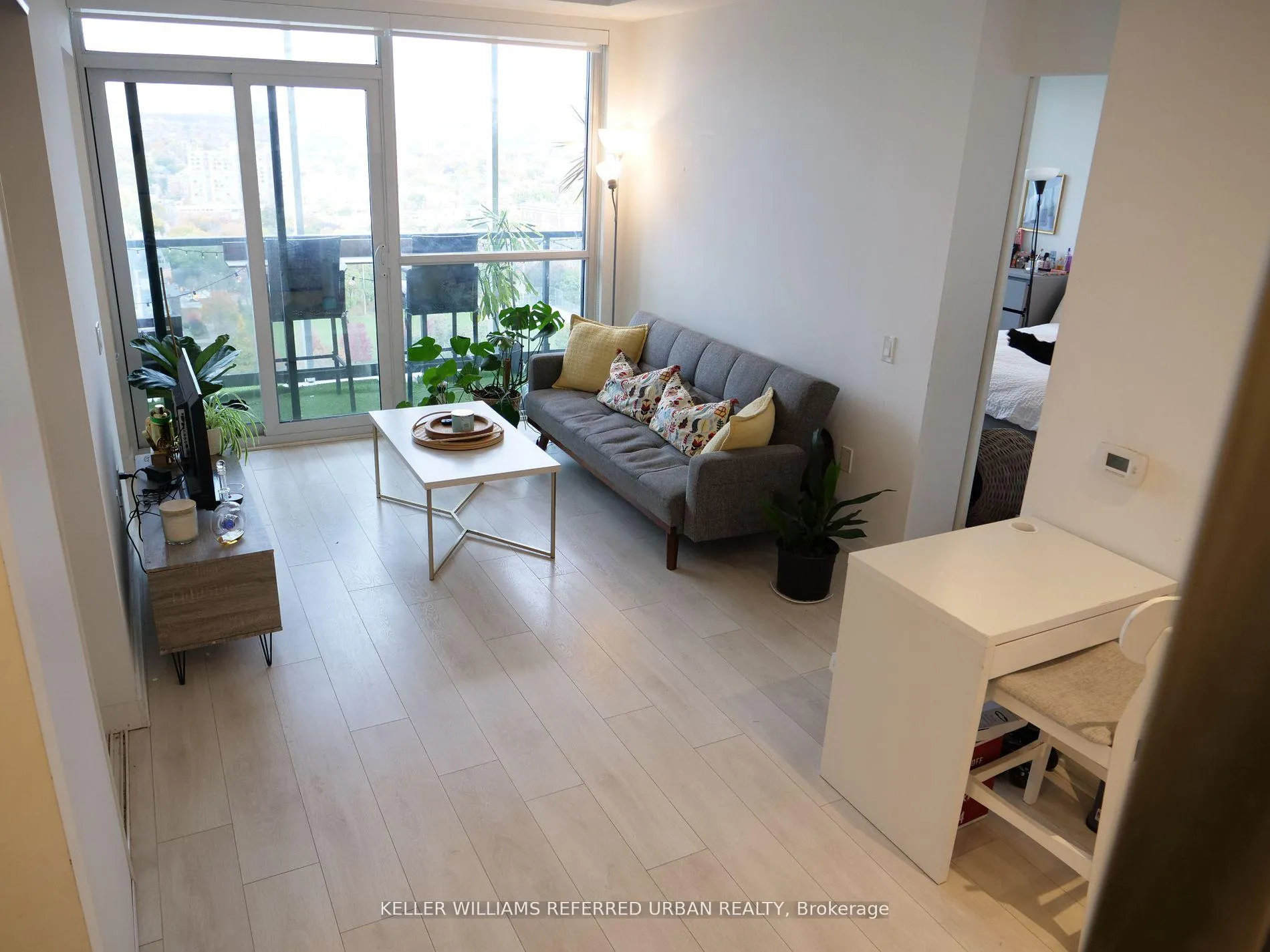Photo 10 of Unit 1807, 30 Ordnance Avenue, Toronto, Niagara — HOMEH