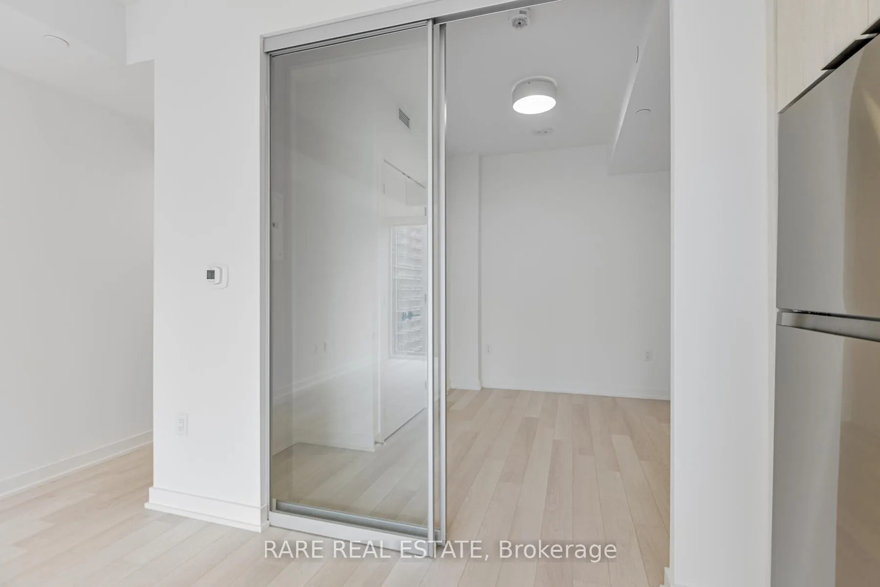 Photo 12 of Unit 2401, 357 King Street W, Toronto, Waterfront Communities — HOMEH