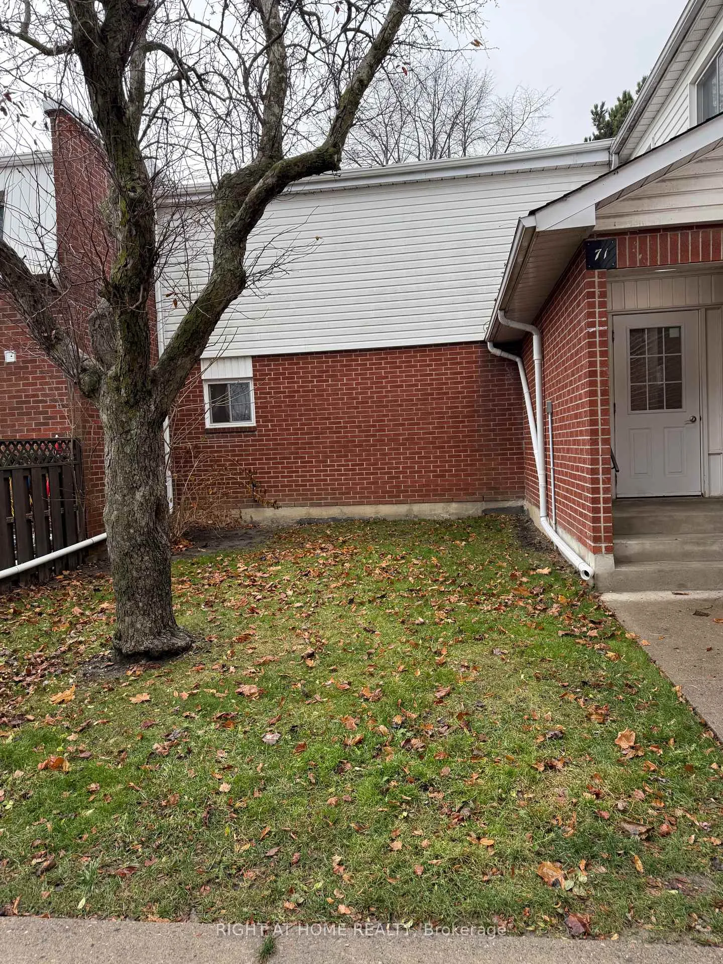 Photo 3 of Unit 71, 1010 Glen Street, Oshawa, Lakeview — HOMEH