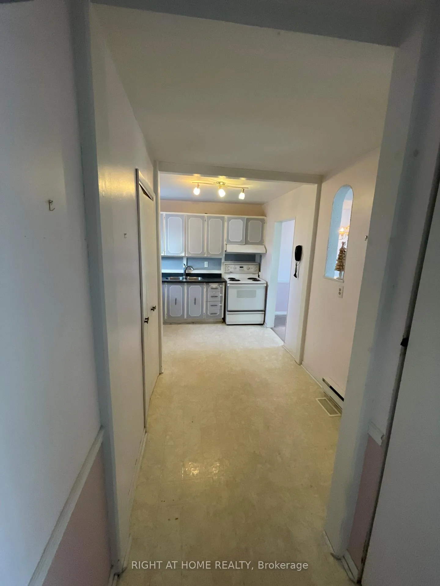 Photo 13 of Unit 71, 1010 Glen Street, Oshawa, Lakeview — HOMEH