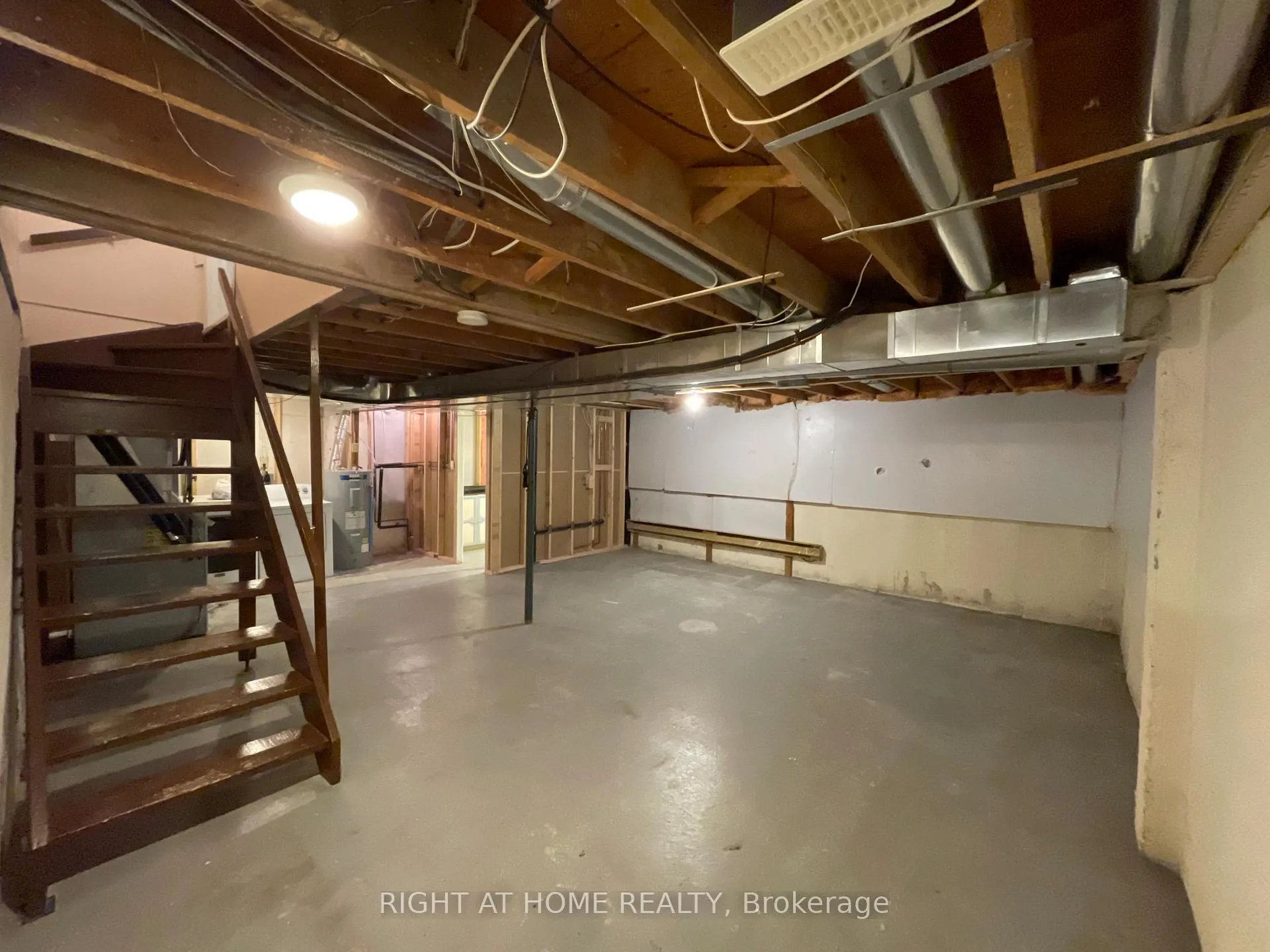 Photo 35 of Unit 71, 1010 Glen Street, Oshawa, Lakeview — HOMEH