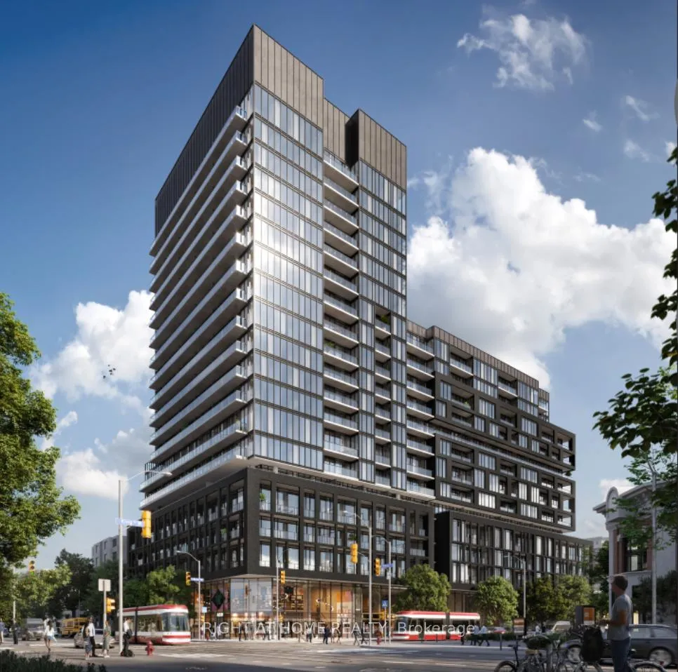 Front of Unit 423, 285 Dufferin Street
