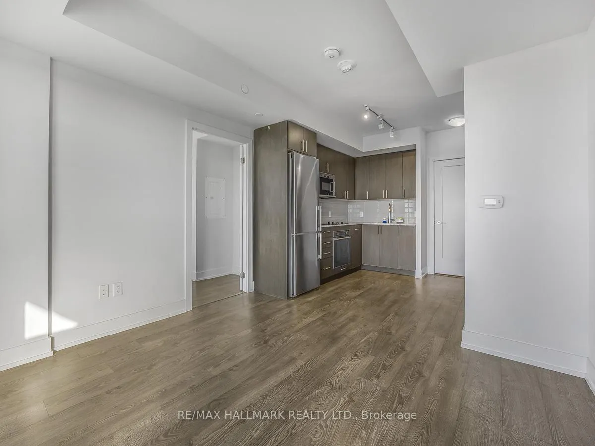 Photo 2 of Unit 2405, 2550 Simcoe Street N, Oshawa, Windfields — HOMEH
