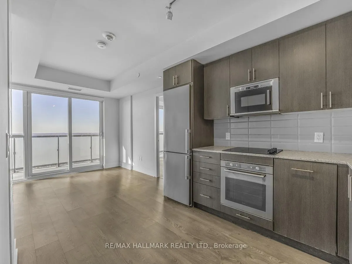 Photo 5 of Unit 2405, 2550 Simcoe Street N, Oshawa, Windfields — HOMEH
