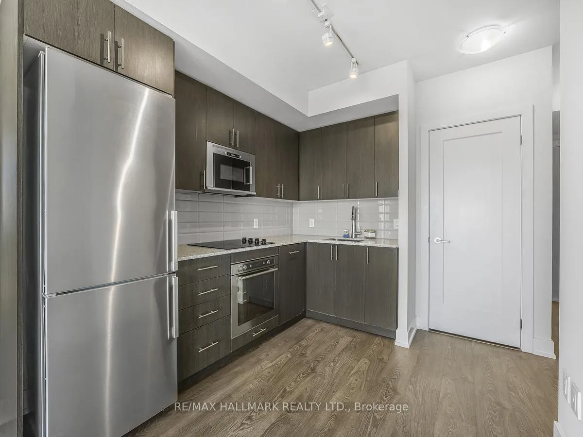 Photo 7 of Unit 2405, 2550 Simcoe Street N, Oshawa, Windfields — HOMEH