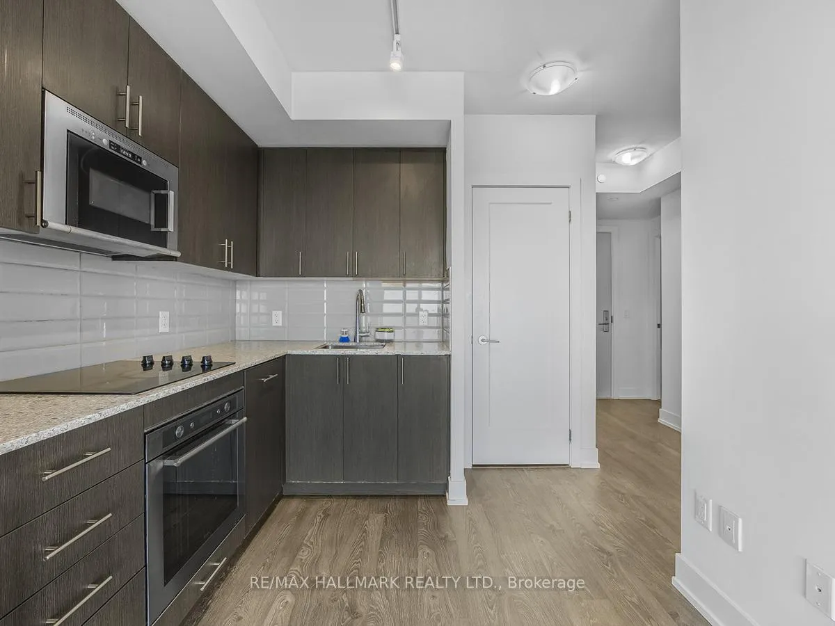 Photo 8 of Unit 2405, 2550 Simcoe Street N, Oshawa, Windfields — HOMEH