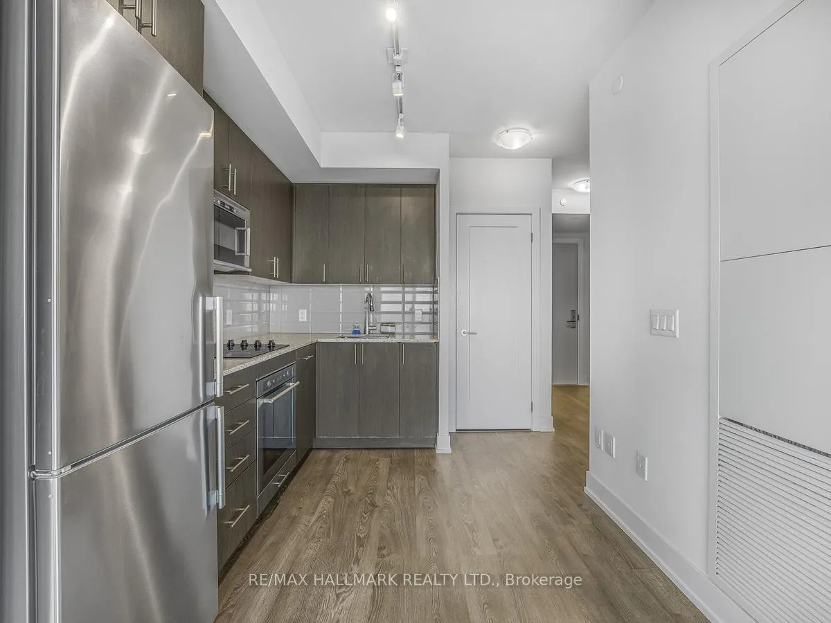 Photo 9 of Unit 2405, 2550 Simcoe Street N, Oshawa, Windfields — HOMEH