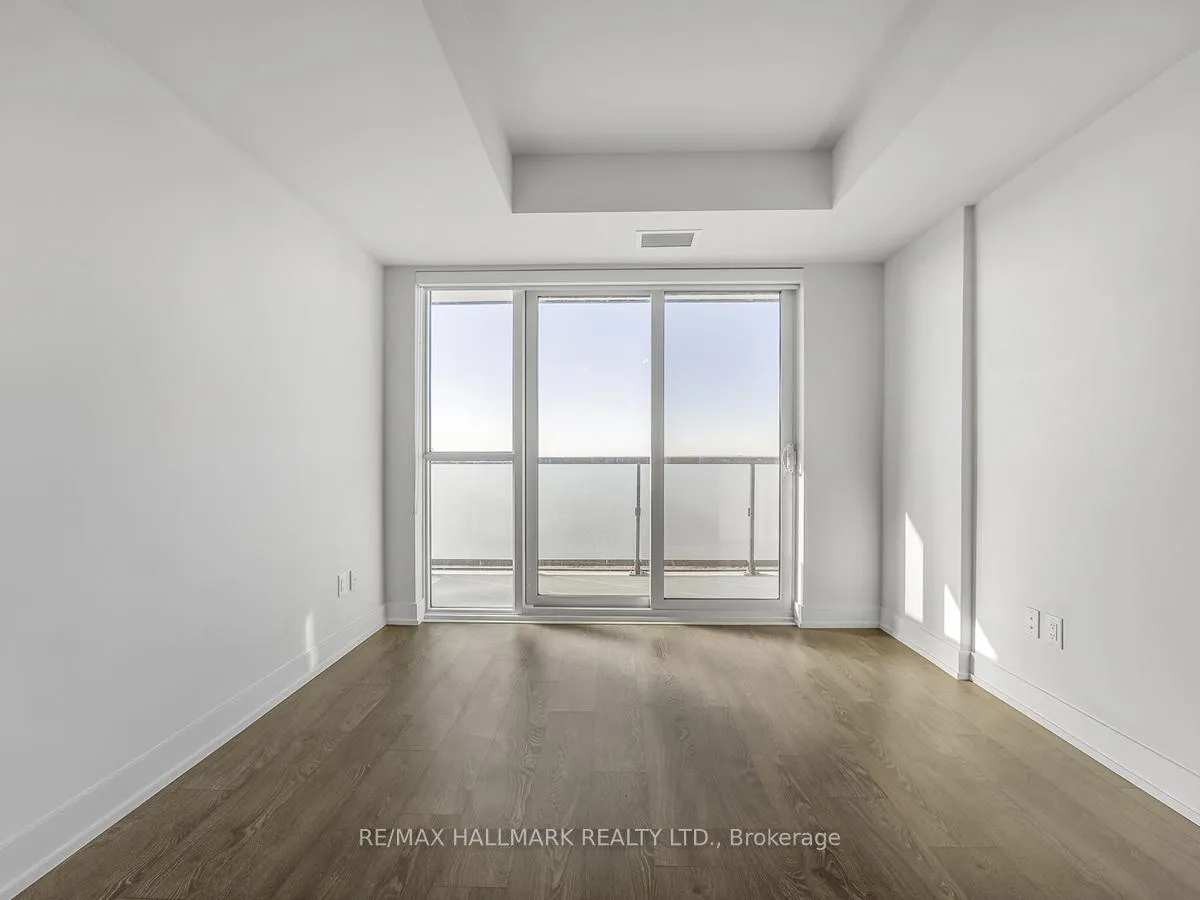 Photo 10 of Unit 2405, 2550 Simcoe Street N, Oshawa, Windfields — HOMEH