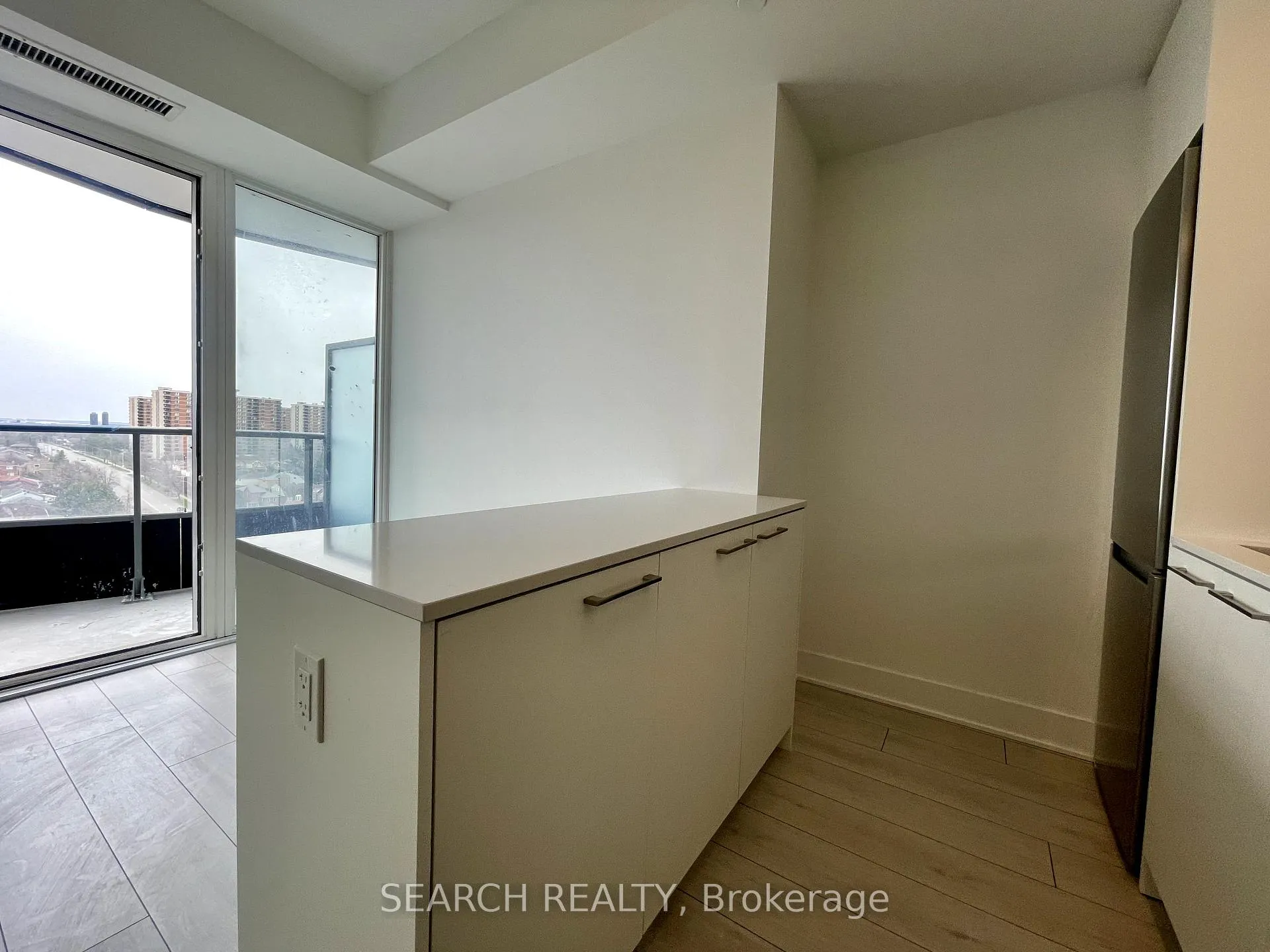 Photo 6 of Unit 1010, 260 Malta Avenue, Brampton, Fletcher's Creek South — HOMEH