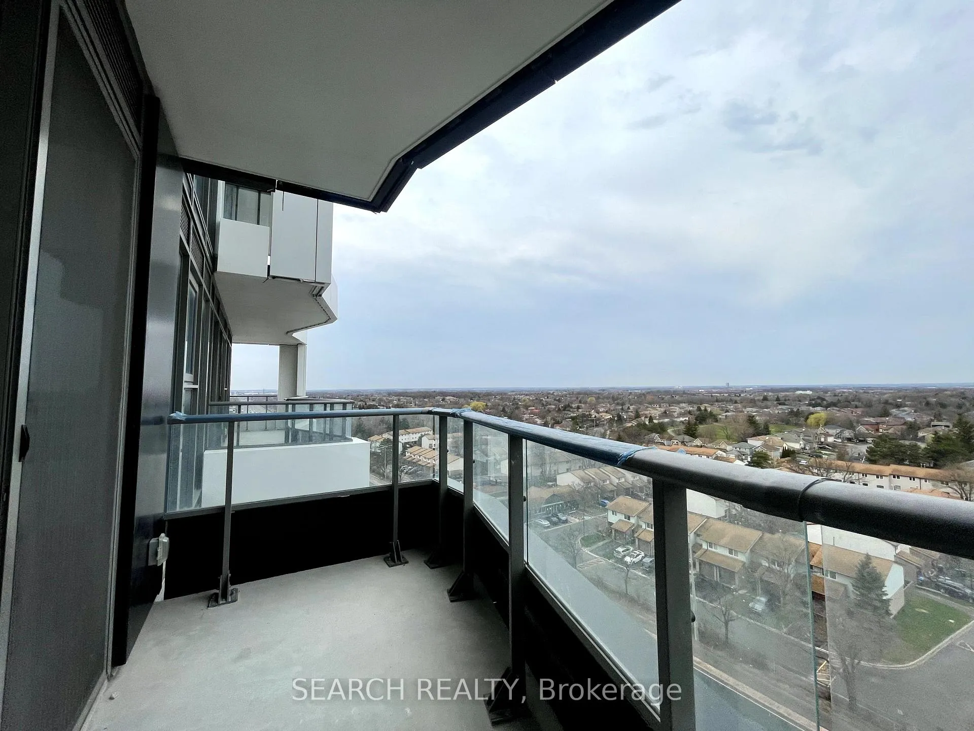 Photo 11 of Unit 1010, 260 Malta Avenue, Brampton, Fletcher's Creek South — HOMEH