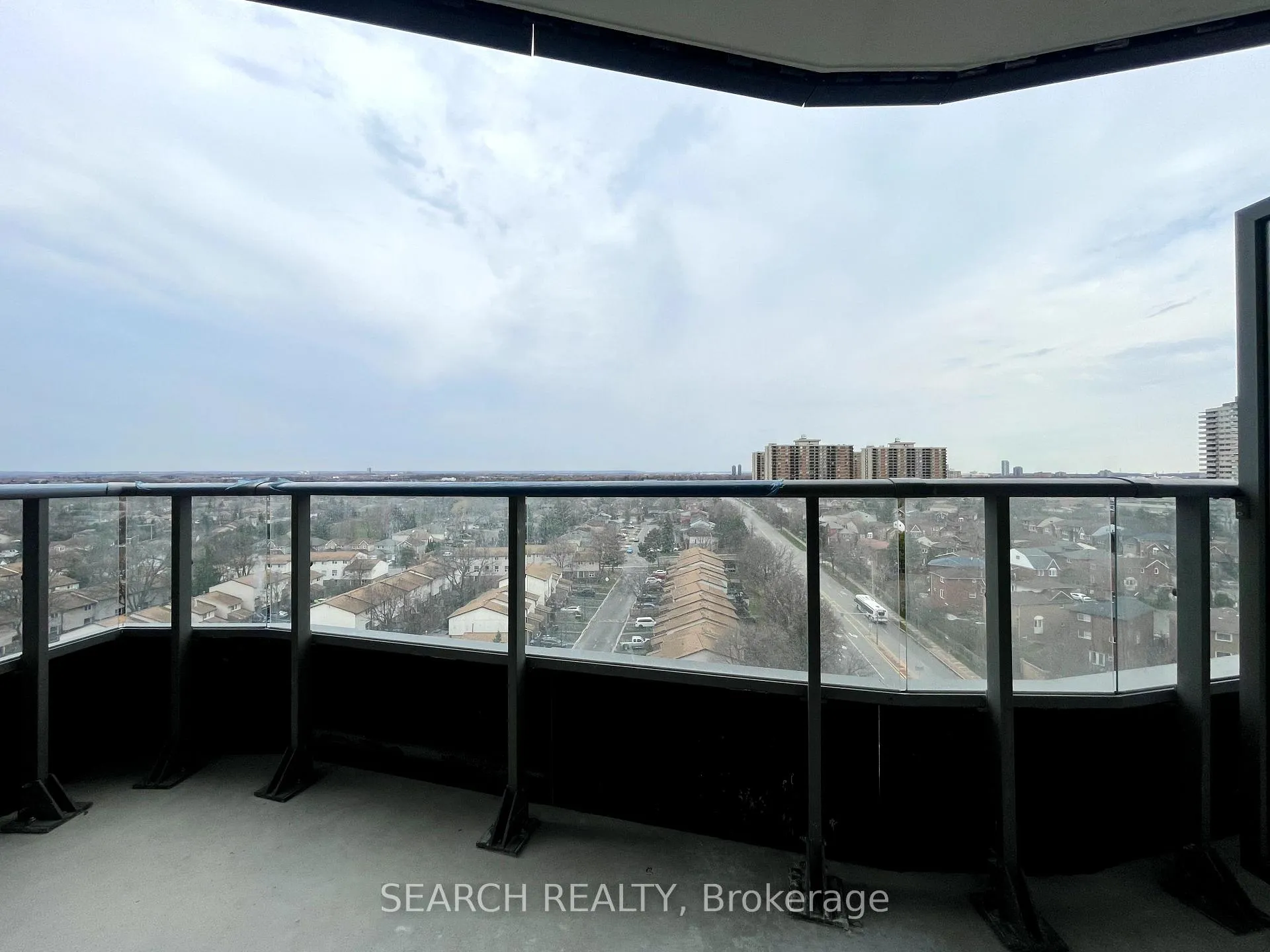 Photo 12 of Unit 1010, 260 Malta Avenue, Brampton, Fletcher's Creek South — HOMEH
