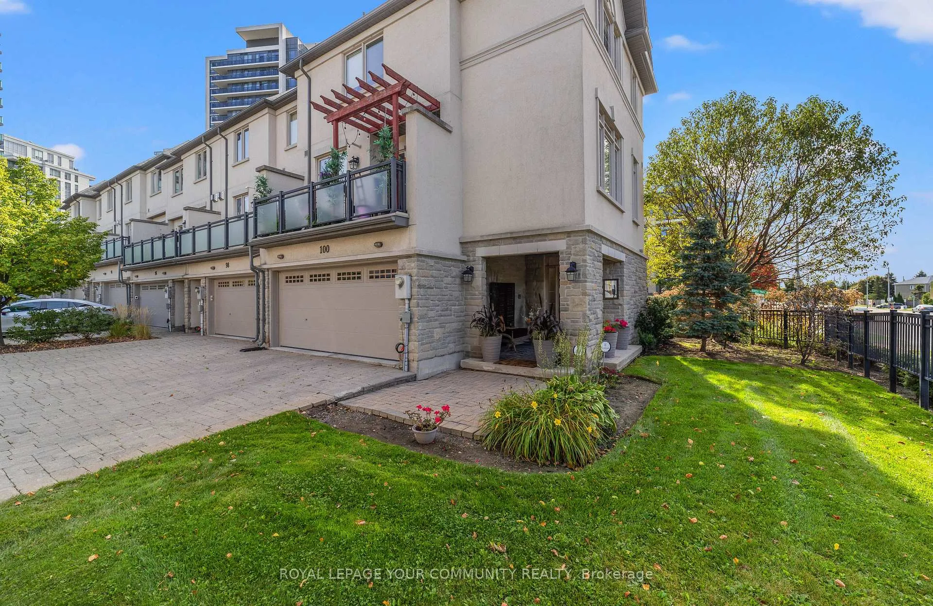 Photo 2 of 100 North Park Road, Vaughan, Beverley Glen — HOMEH