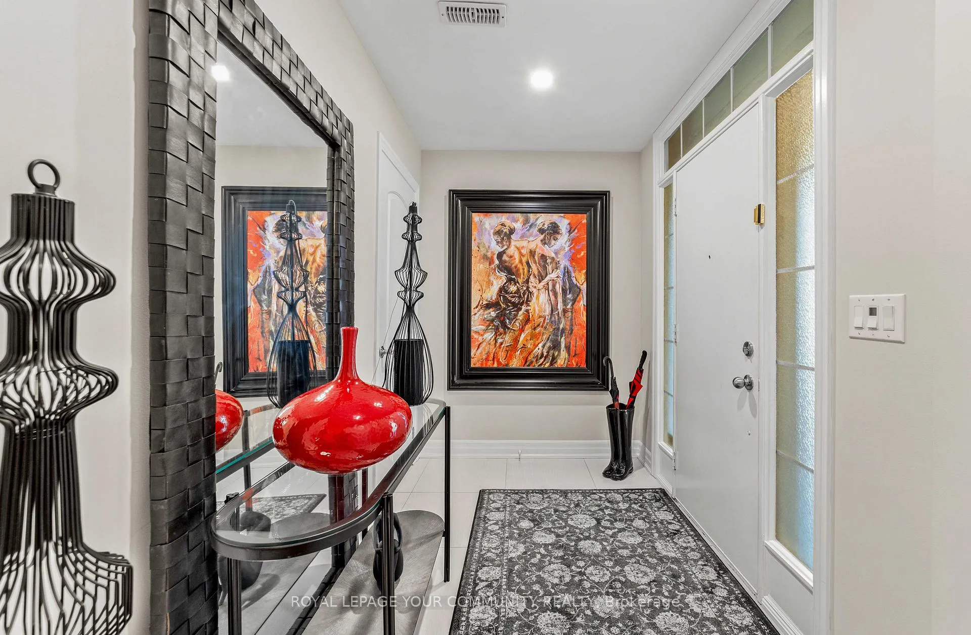 Photo 5 of 100 North Park Road, Vaughan, Beverley Glen — HOMEH