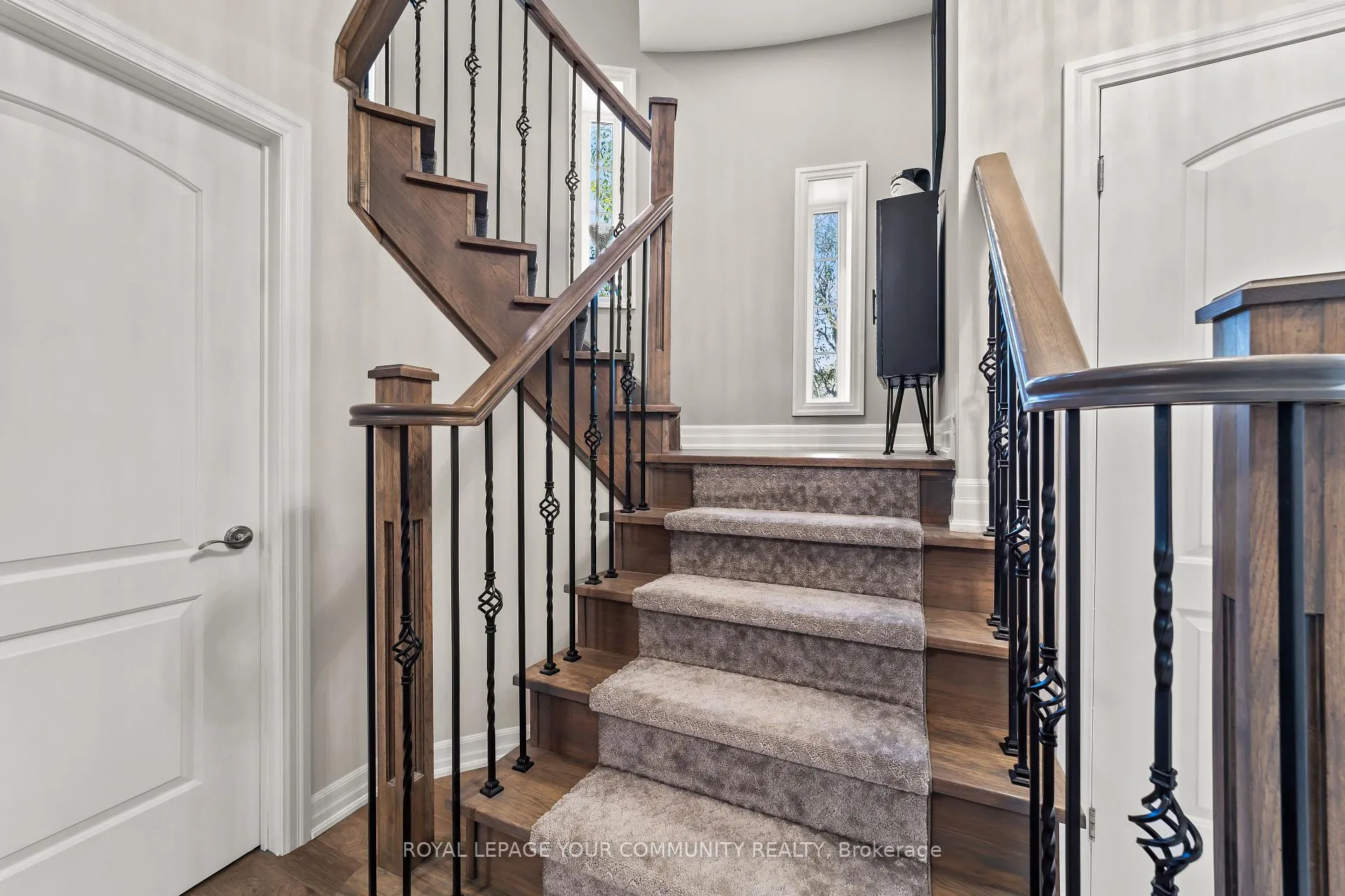 Photo 12 of 100 North Park Road, Vaughan, Beverley Glen — HOMEH