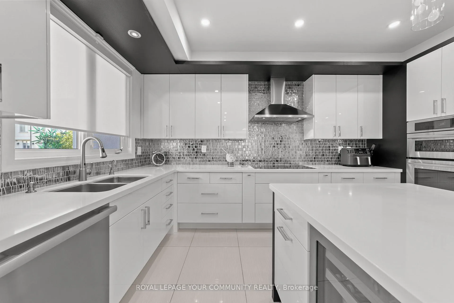 Photo 21 of 100 North Park Road, Vaughan, Beverley Glen — HOMEH