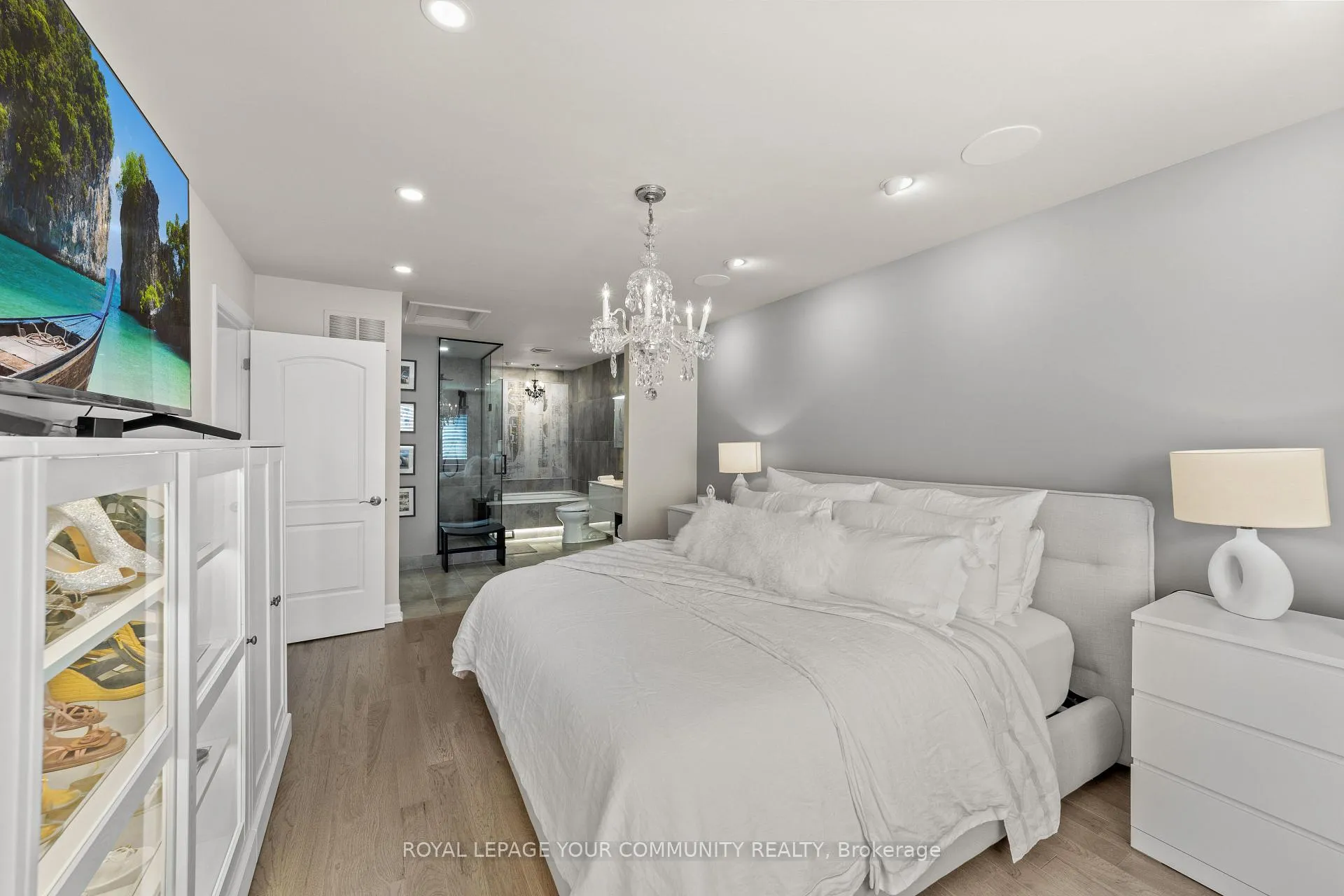 Photo 28 of 100 North Park Road, Vaughan, Beverley Glen — HOMEH