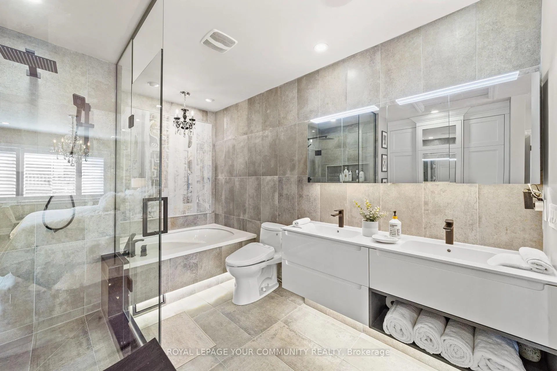 Photo 29 of 100 North Park Road, Vaughan, Beverley Glen — HOMEH