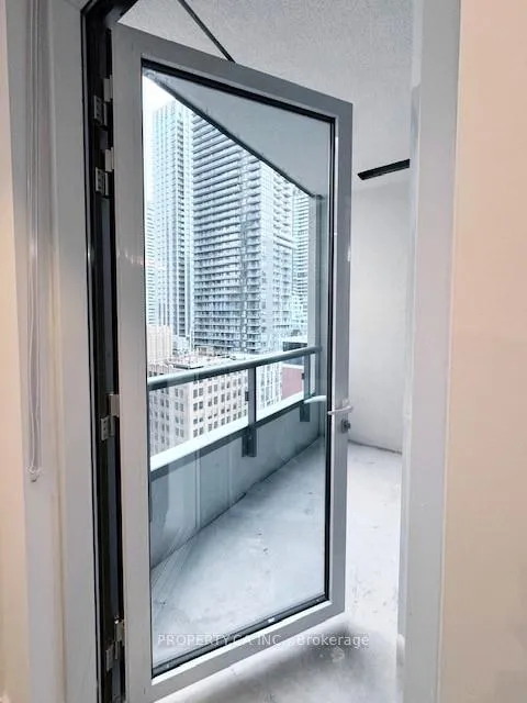 Photo 14 of Unit 1810, 108 Peter Street, Toronto, Waterfront Communities — HOMEH