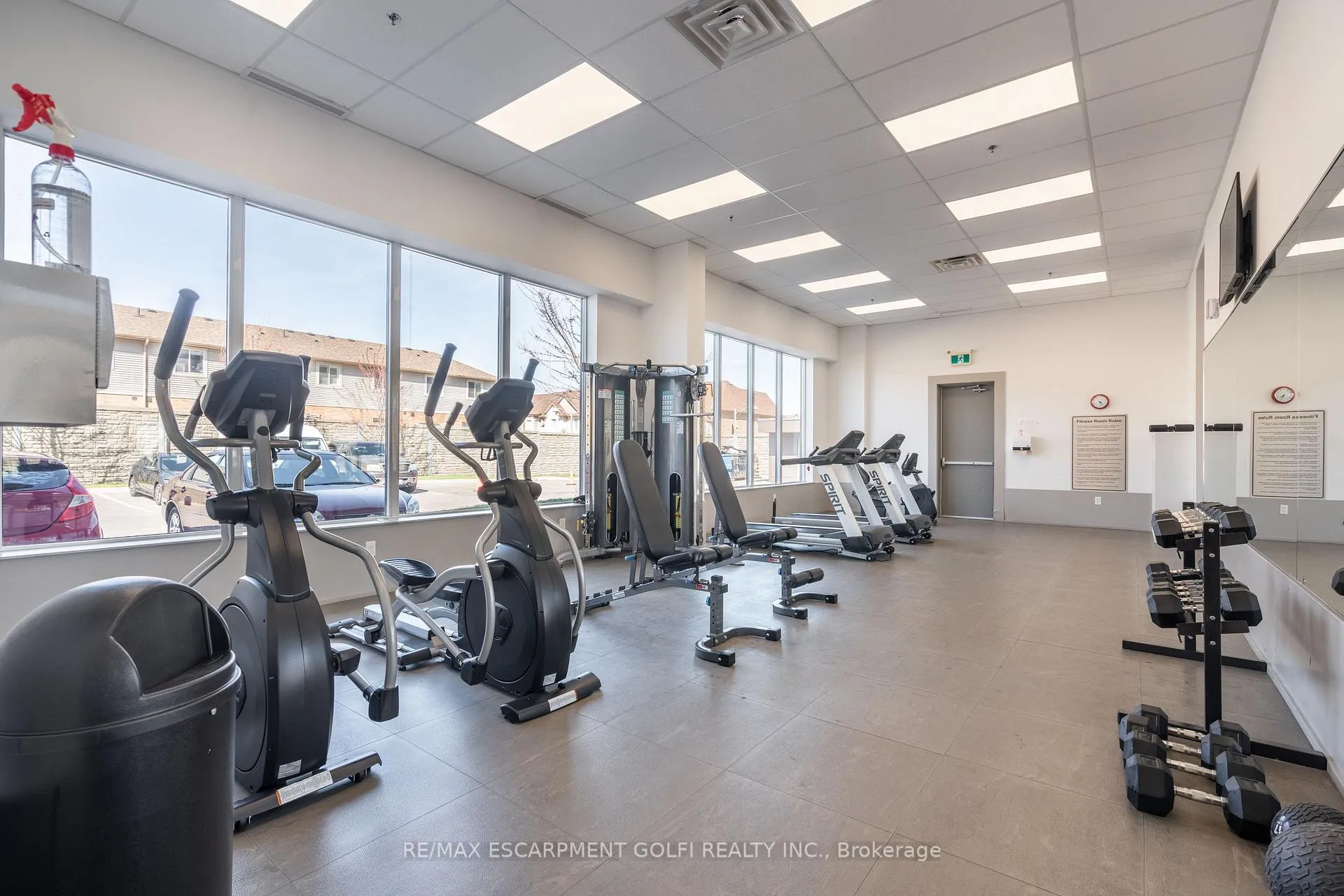Photo 16 of Unit 505, 560 North Service Road, Grimsby, Grimsby Beach — HOMEH