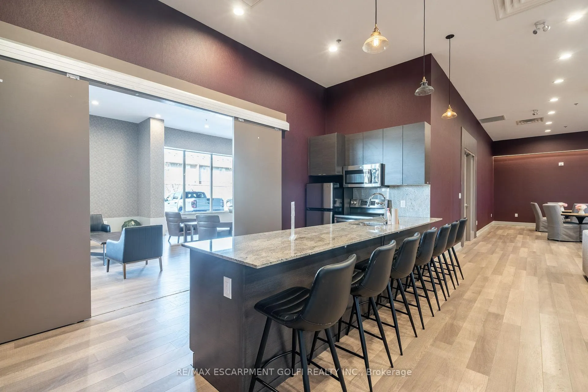 Photo 20 of Unit 505, 560 North Service Road, Grimsby, Grimsby Beach — HOMEH