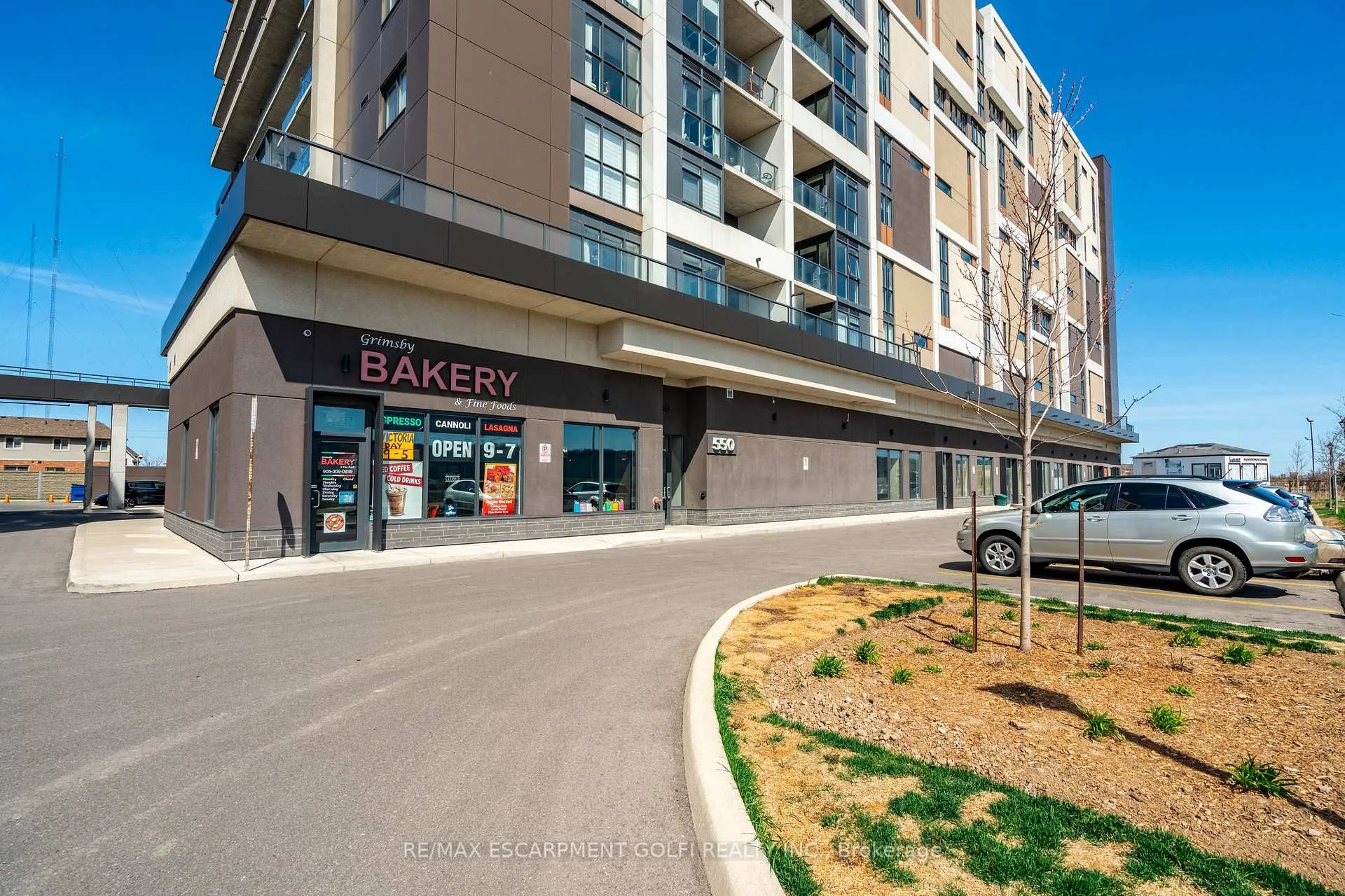 Photo 23 of Unit 505, 560 North Service Road, Grimsby, Grimsby Beach — HOMEH