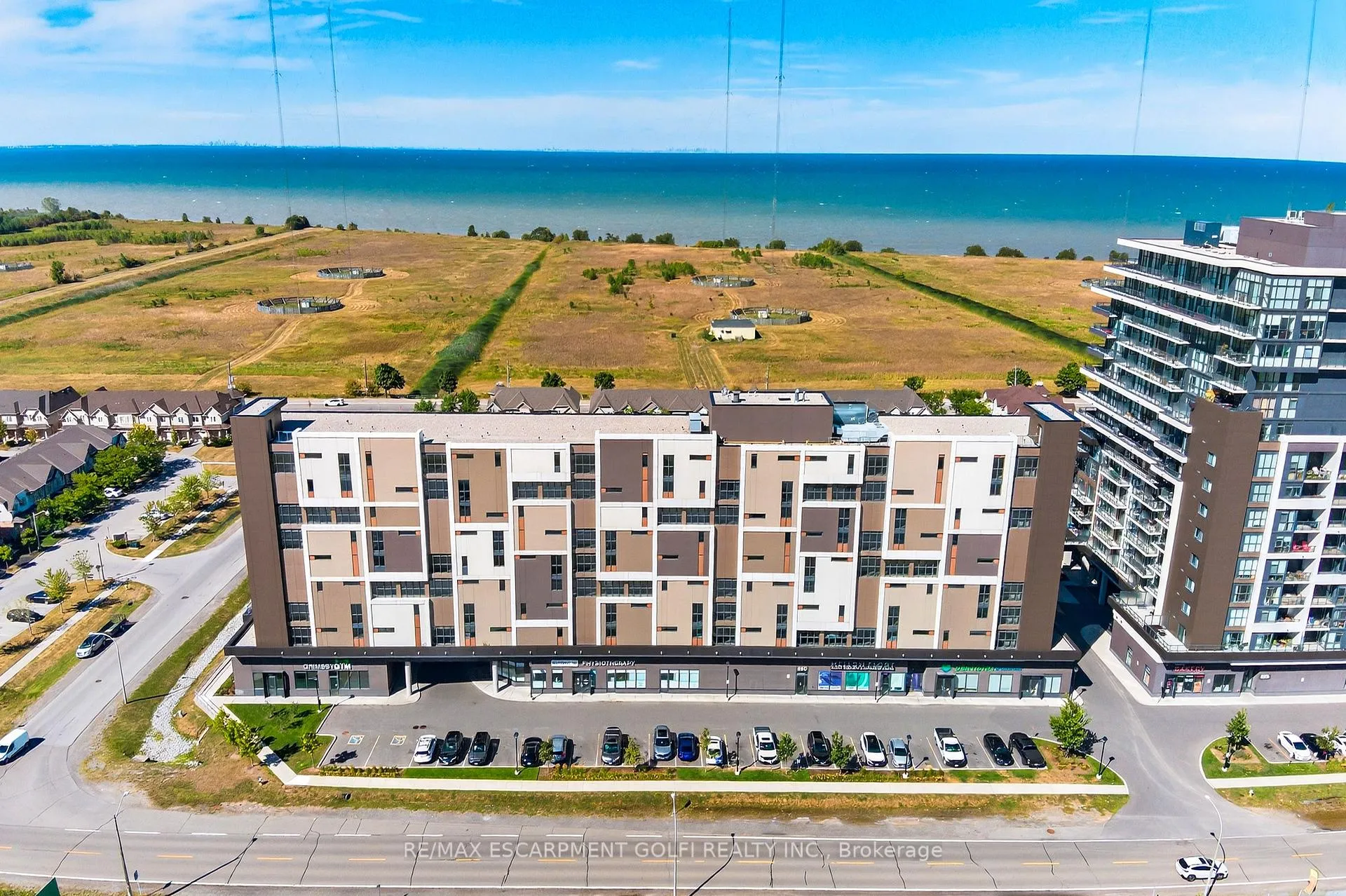 Photo 24 of Unit 505, 560 North Service Road, Grimsby, Grimsby Beach — HOMEH