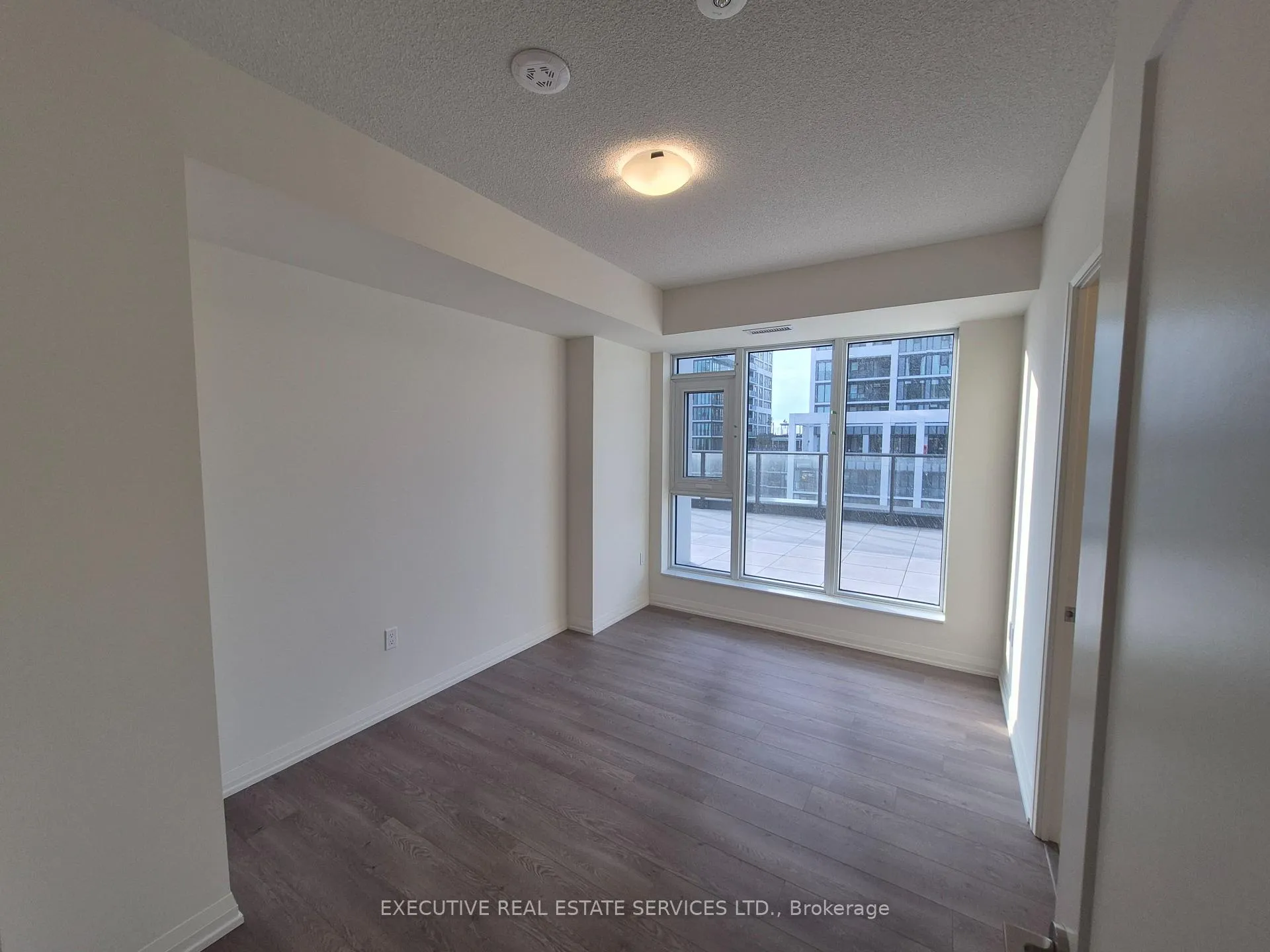 Photo 12 of Unit 703, 8960 Jane Street, Vaughan, Vellore Village — HOMEH