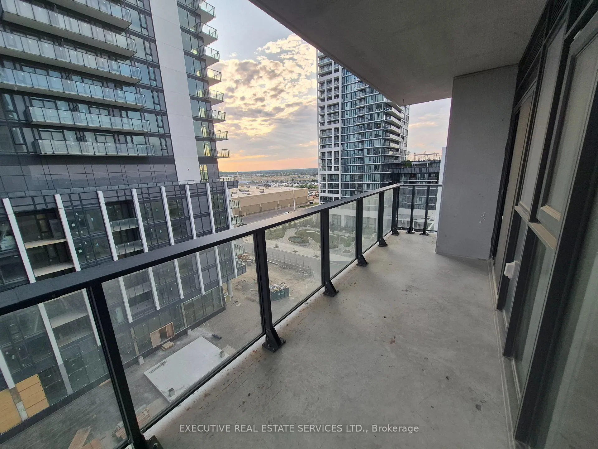 Photo 29 of Unit 703, 8960 Jane Street, Vaughan, Vellore Village — HOMEH