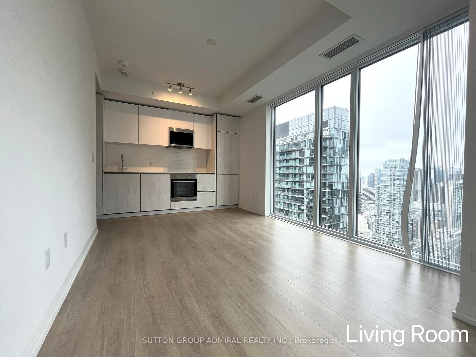 Photo 5 of Unit 4029, 28 Widmer Street, Toronto, Waterfront Communities — HOMEH