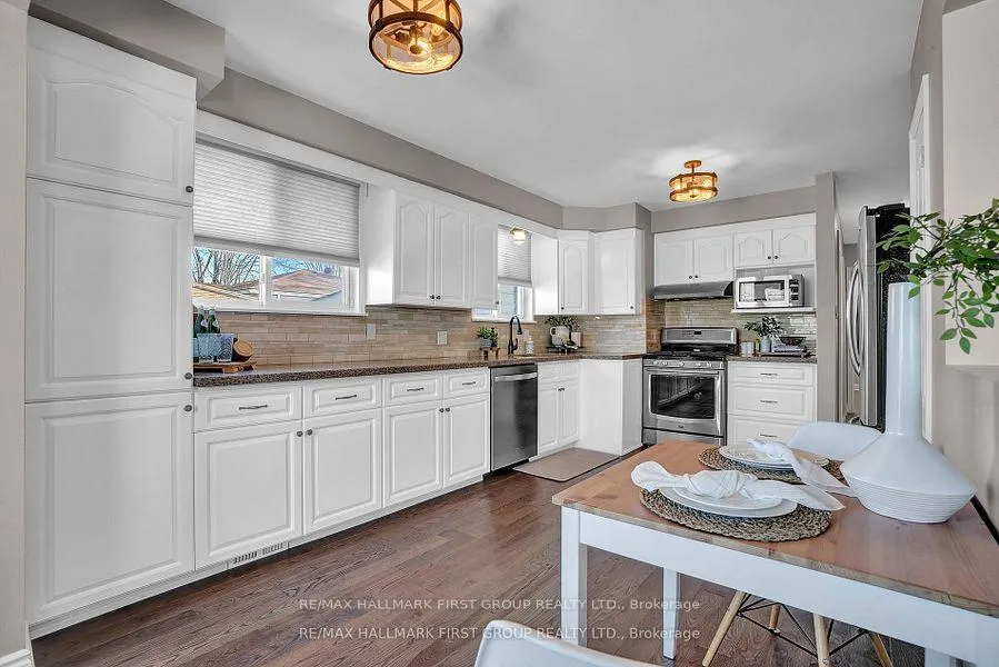 Photo 5 of 183 Phillip Murray Avenue, Oshawa, Lakeview — HOMEH