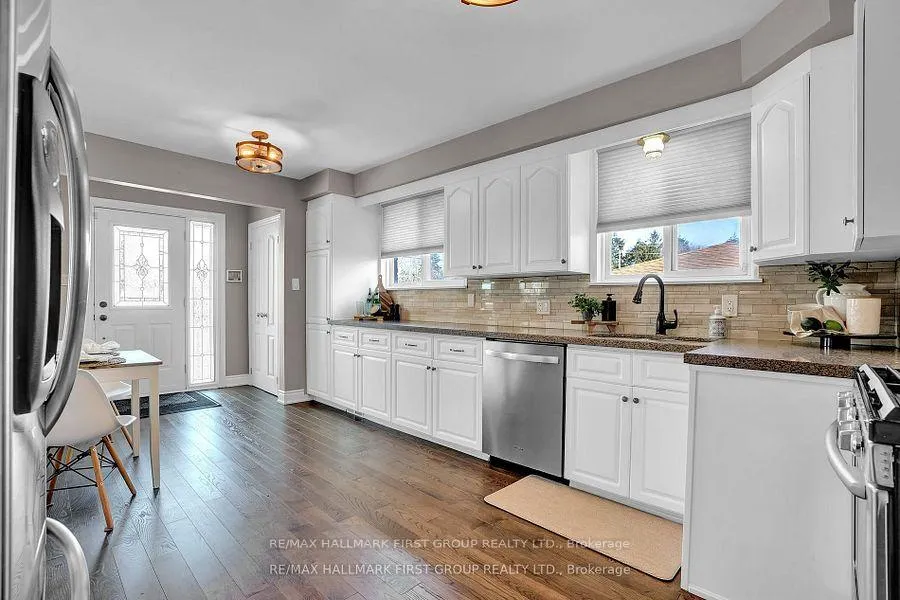 Photo 7 of 183 Phillip Murray Avenue, Oshawa, Lakeview — HOMEH