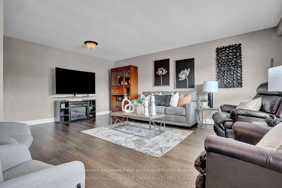 Photo 12 of 183 Phillip Murray Avenue, Oshawa, Lakeview — HOMEH