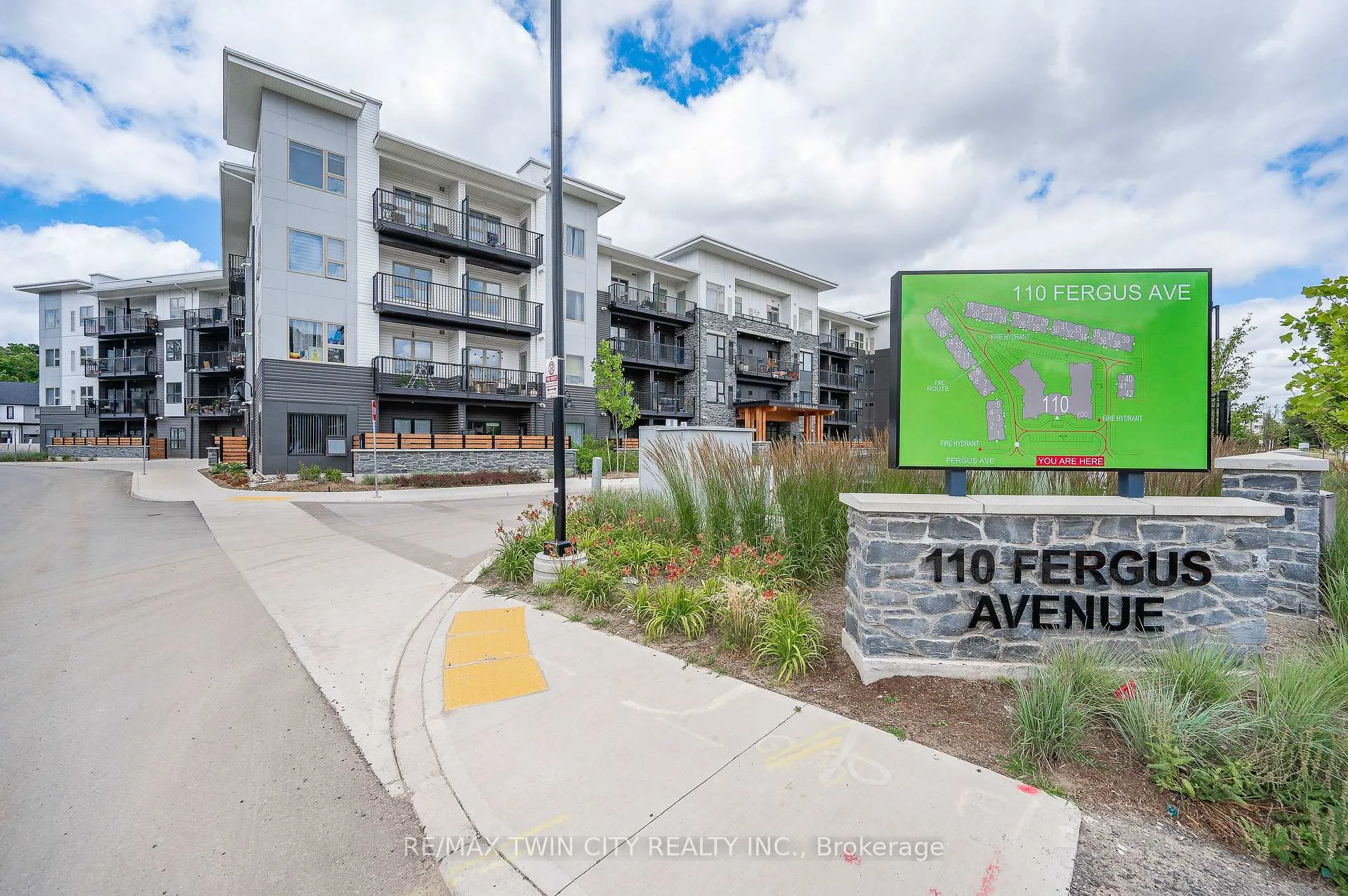 Front of Unit 110, 110 Fergus Avenue