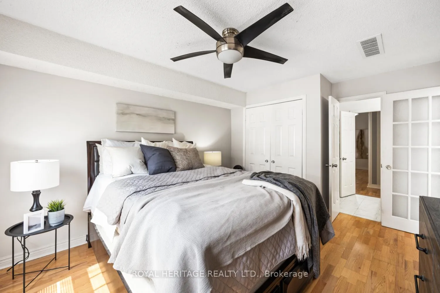 Photo 26 of Unit E-16, 1665 Nash Road, Clarington, Courtice — HOMEH