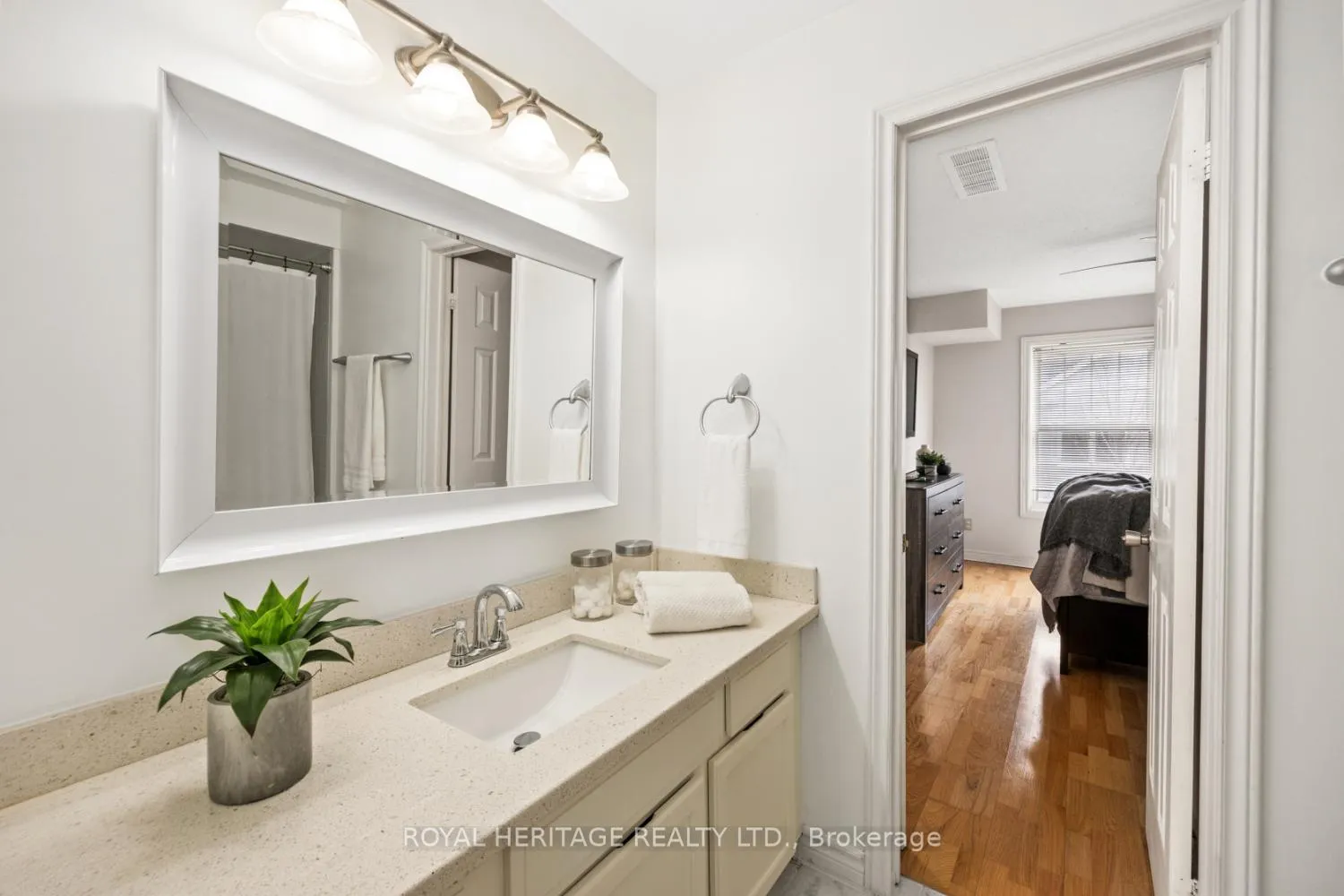 Photo 29 of Unit E-16, 1665 Nash Road, Clarington, Courtice — HOMEH