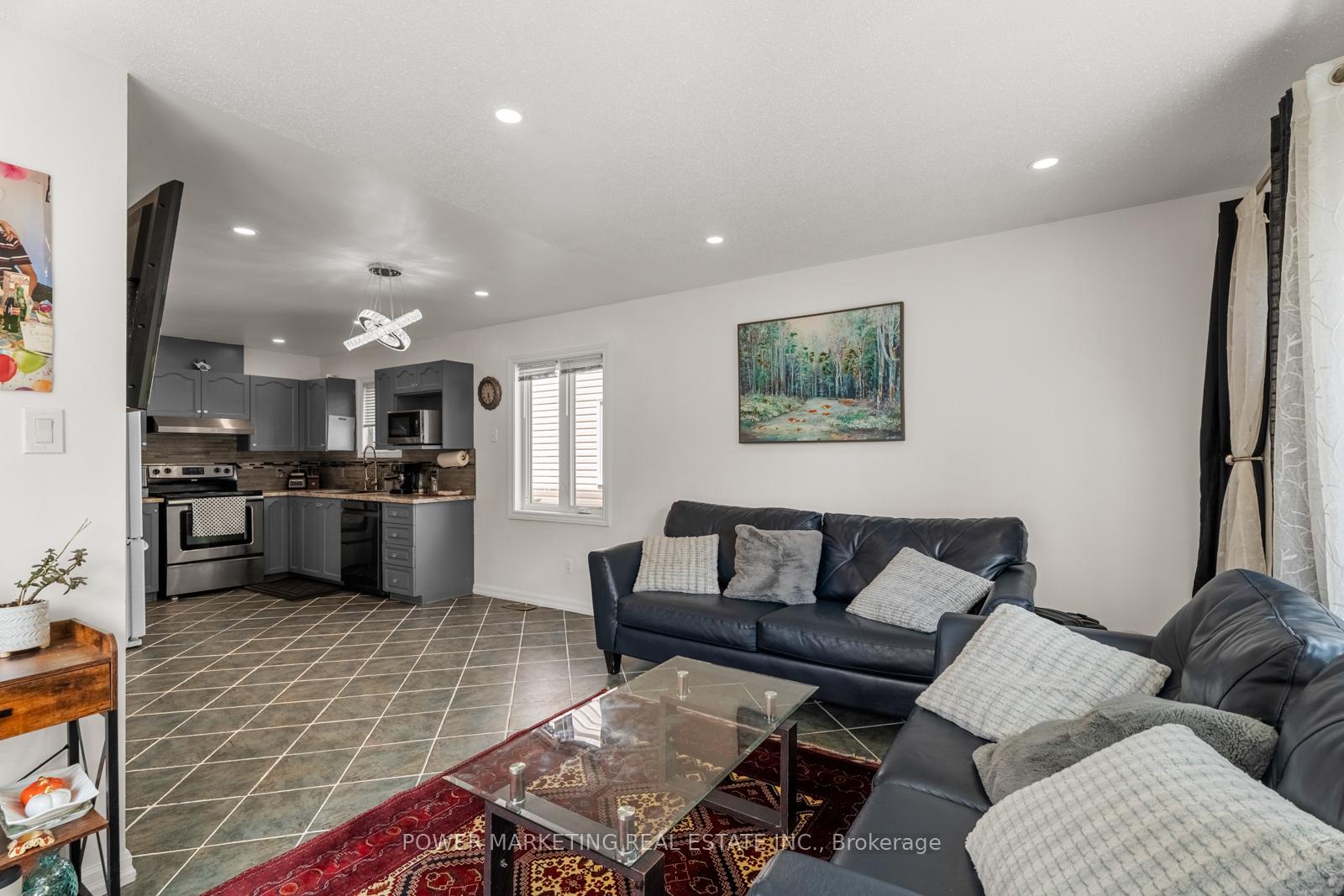 Photo 14 of 49 Shandon Avenue, Ottawa, Barrhaven - Longfields — HOMEH