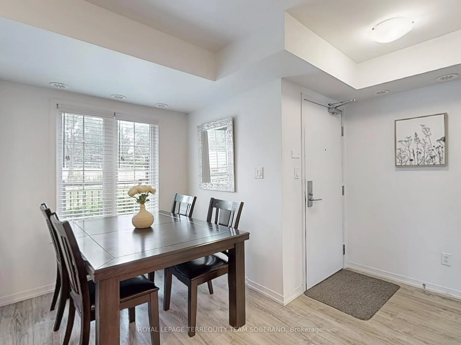 Photo 10 of Unit D03, 26 Bruce Street, Vaughan, East Woodbridge — HOMEH