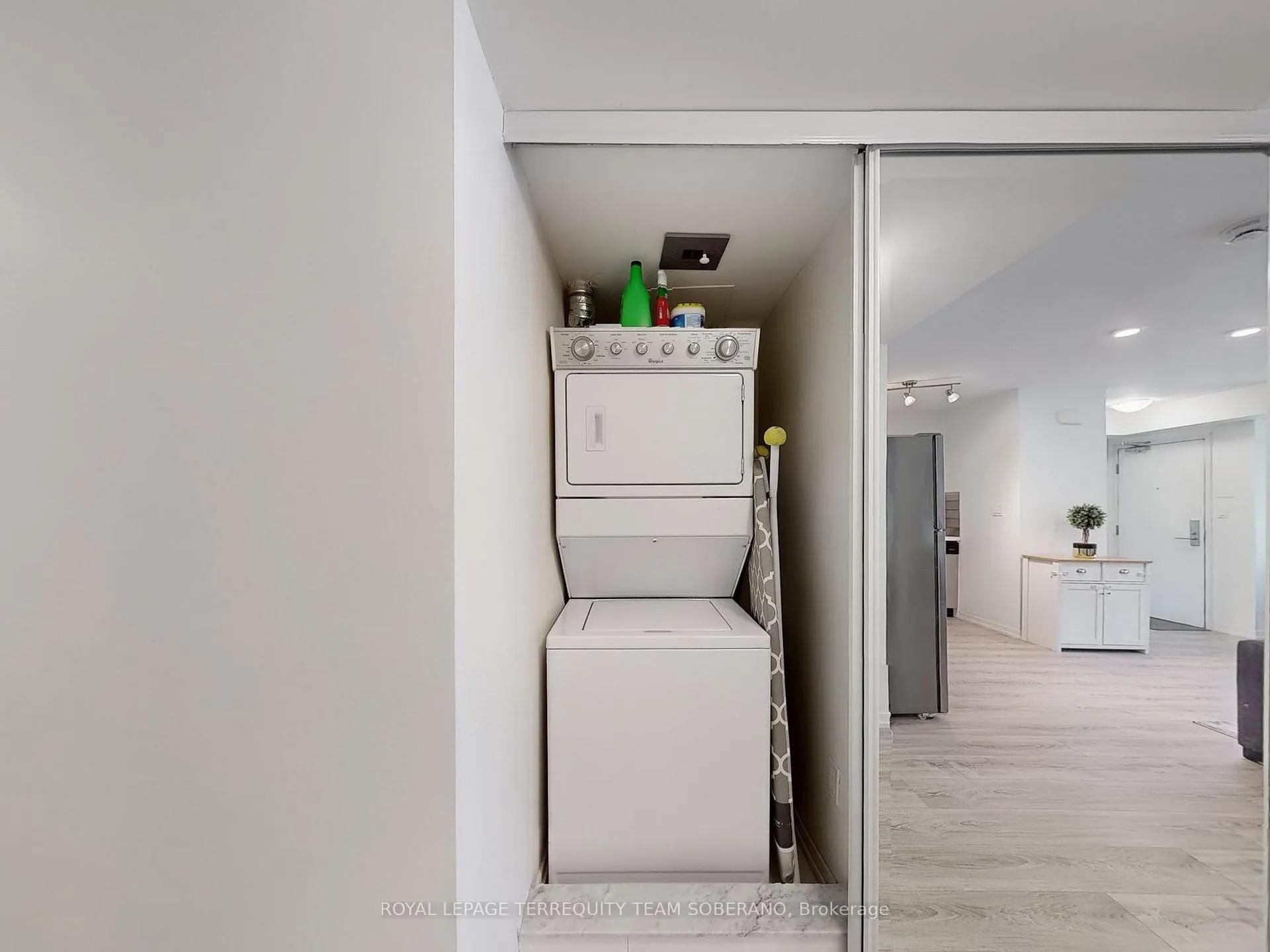 Photo 24 of Unit D03, 26 Bruce Street, Vaughan, East Woodbridge — HOMEH