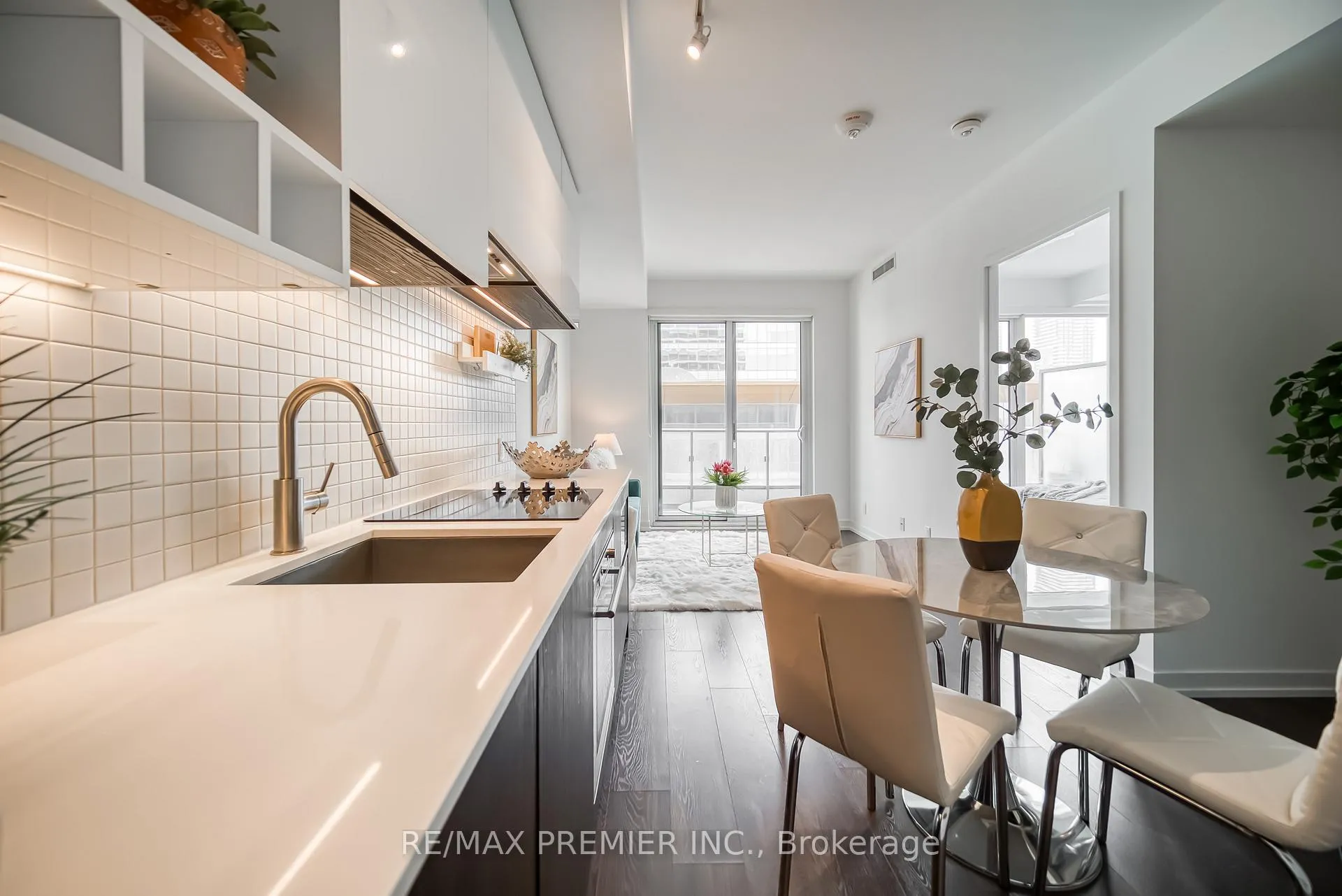 Photo 13 of Unit 503, 5 Buttermill Avenue, Vaughan, Vaughan Corporate Centre — HOMEH