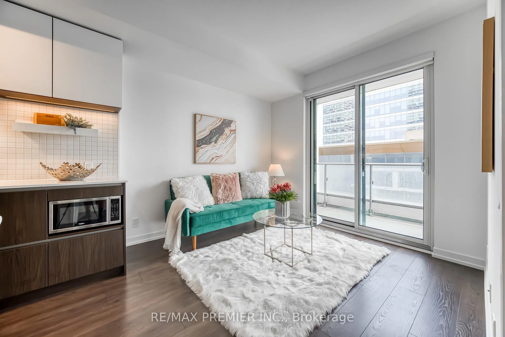 Photo 19 of Unit 503, 5 Buttermill Avenue, Vaughan, Vaughan Corporate Centre — HOMEH