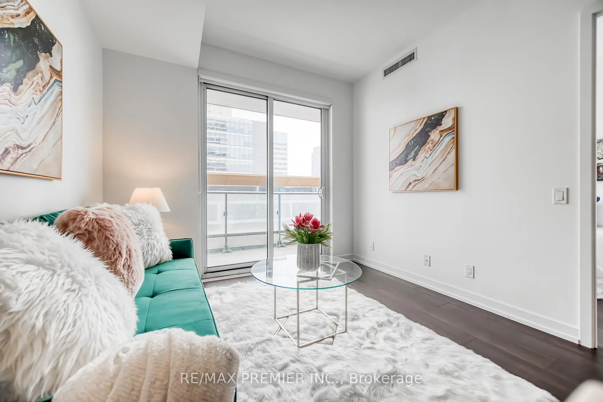 Photo 21 of Unit 503, 5 Buttermill Avenue, Vaughan, Vaughan Corporate Centre — HOMEH