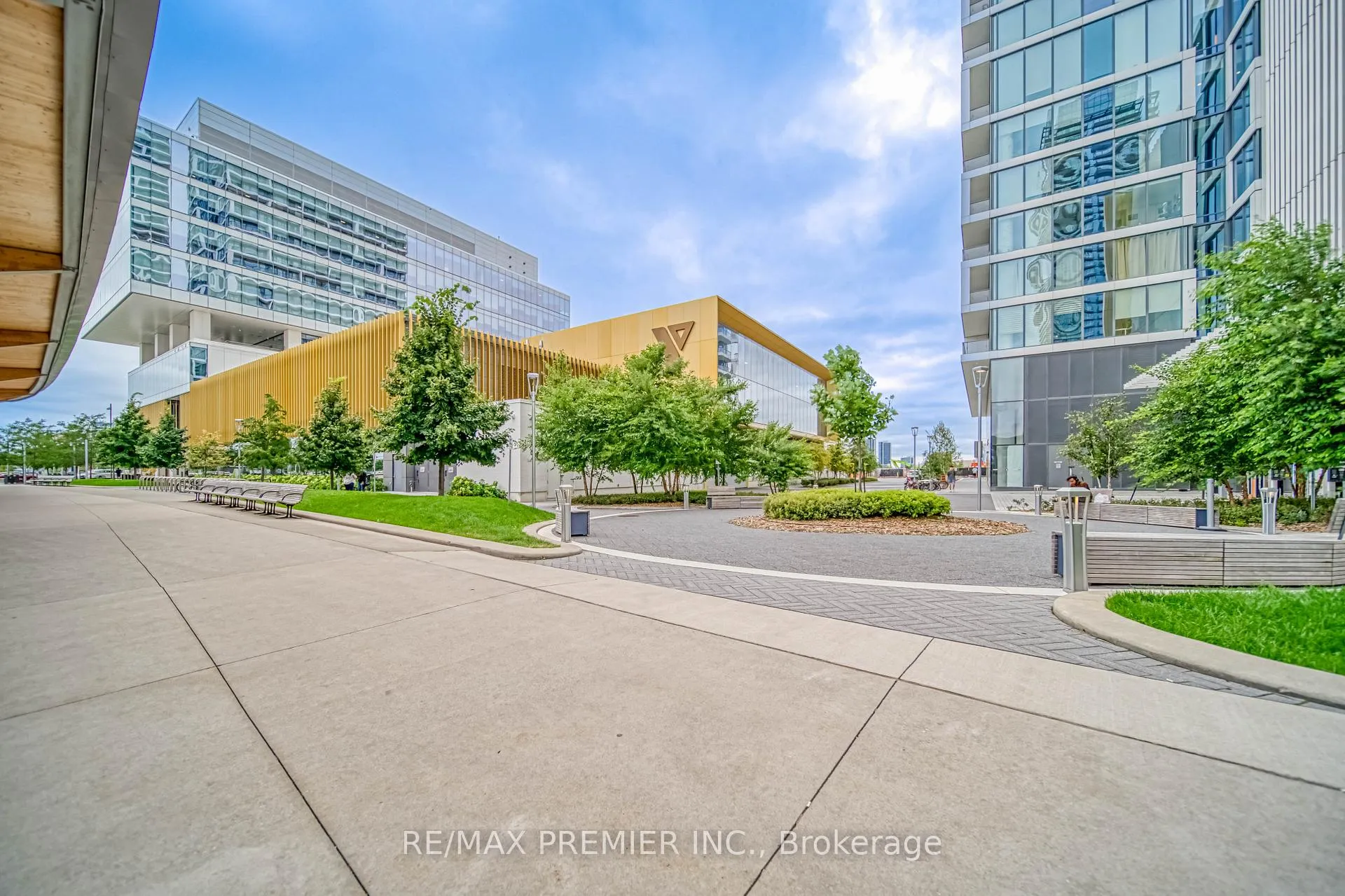 Photo 45 of Unit 503, 5 Buttermill Avenue, Vaughan, Vaughan Corporate Centre — HOMEH