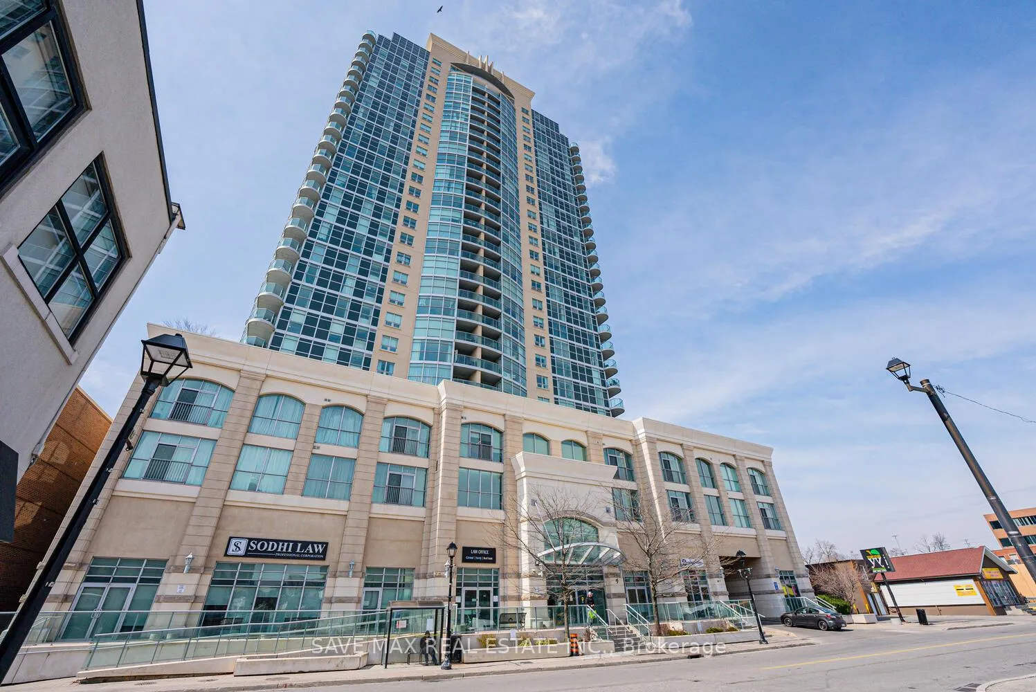 Photo 2 of Unit 2012, 9 George Street N, Brampton, Downtown Brampton — HOMEH