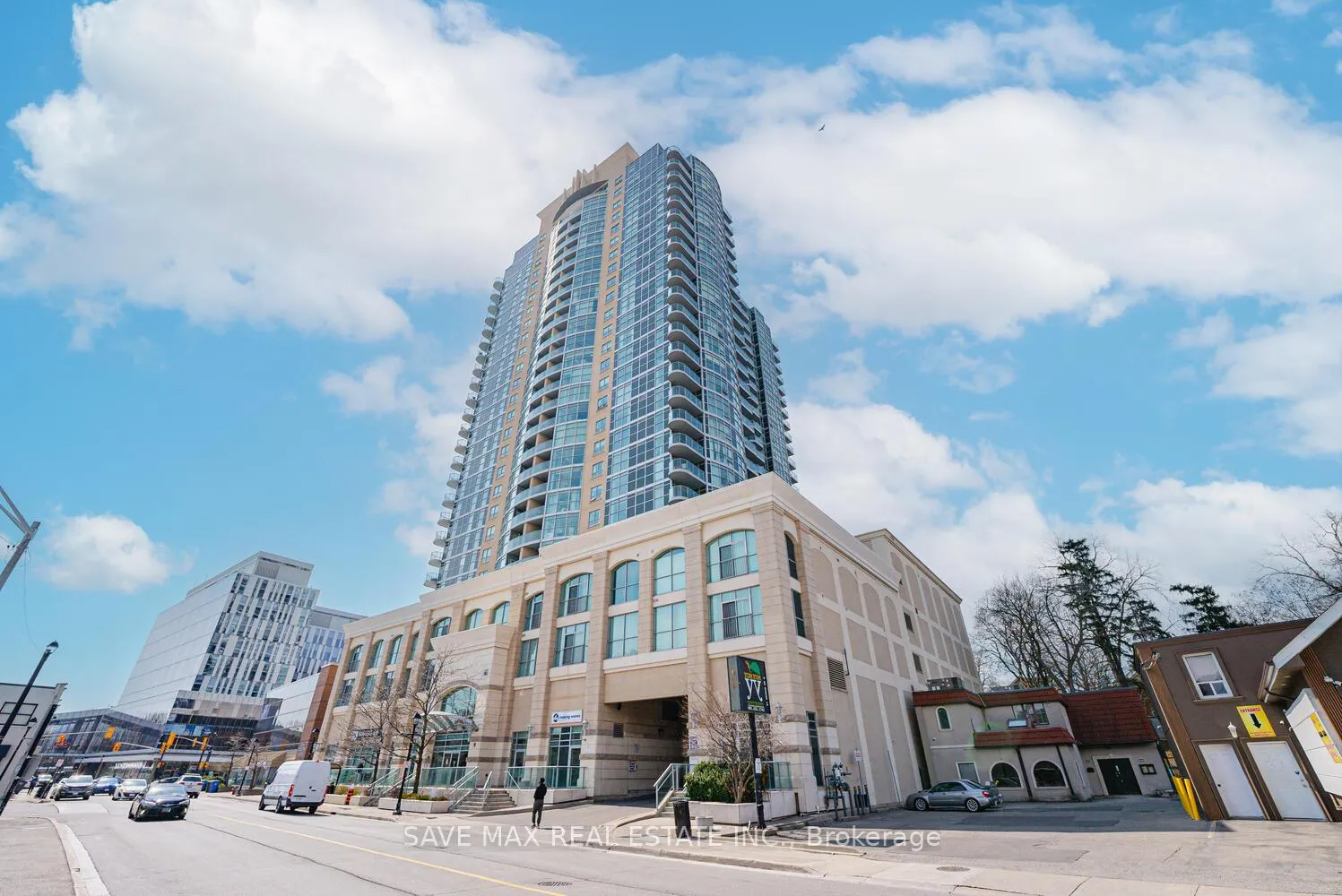 Photo 3 of Unit 2012, 9 George Street N, Brampton, Downtown Brampton — HOMEH