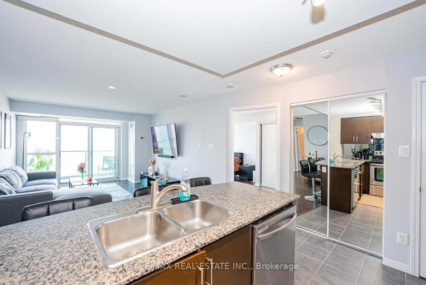 Photo 16 of Unit 2012, 9 George Street N, Brampton, Downtown Brampton — HOMEH