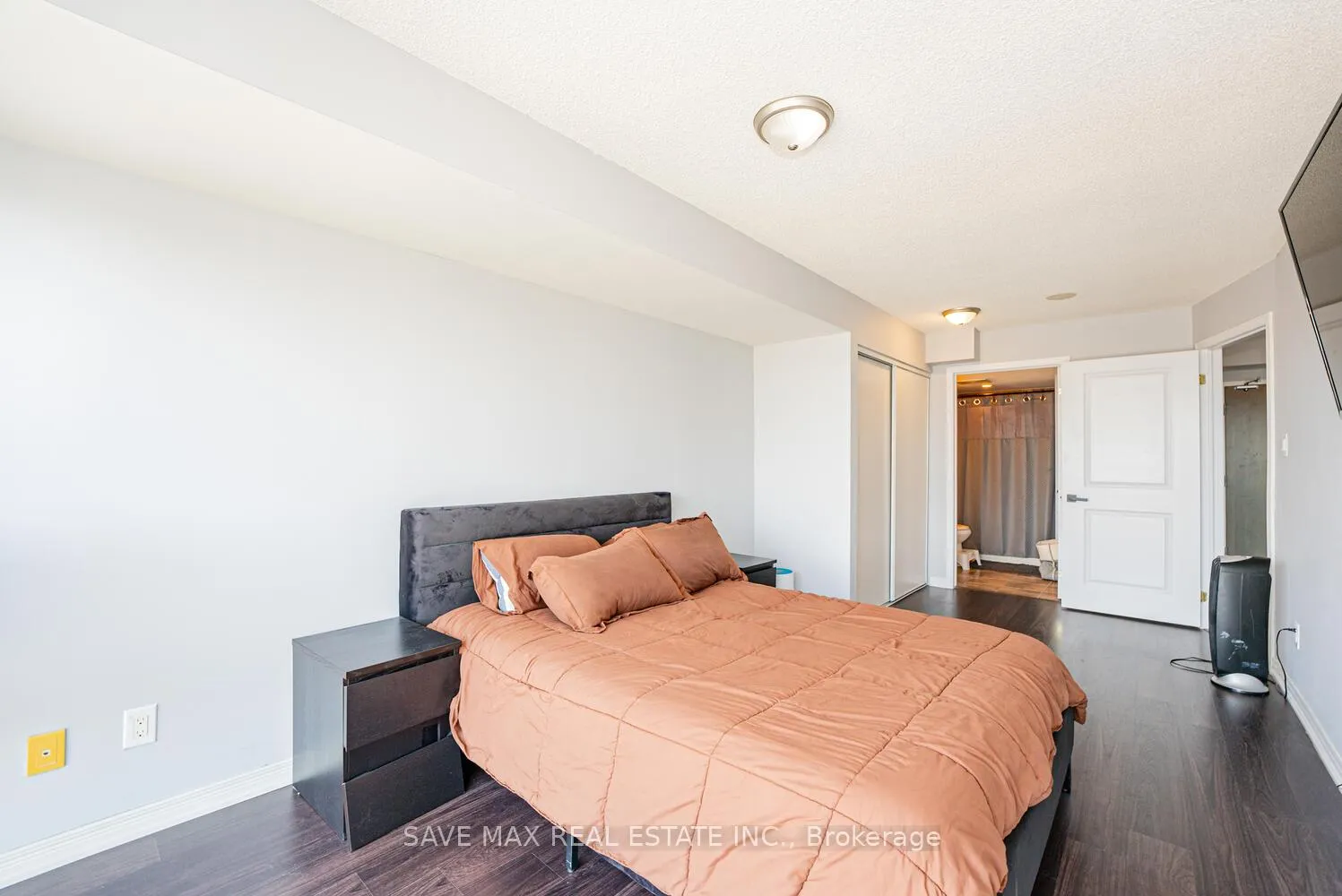 Photo 23 of Unit 2012, 9 George Street N, Brampton, Downtown Brampton — HOMEH