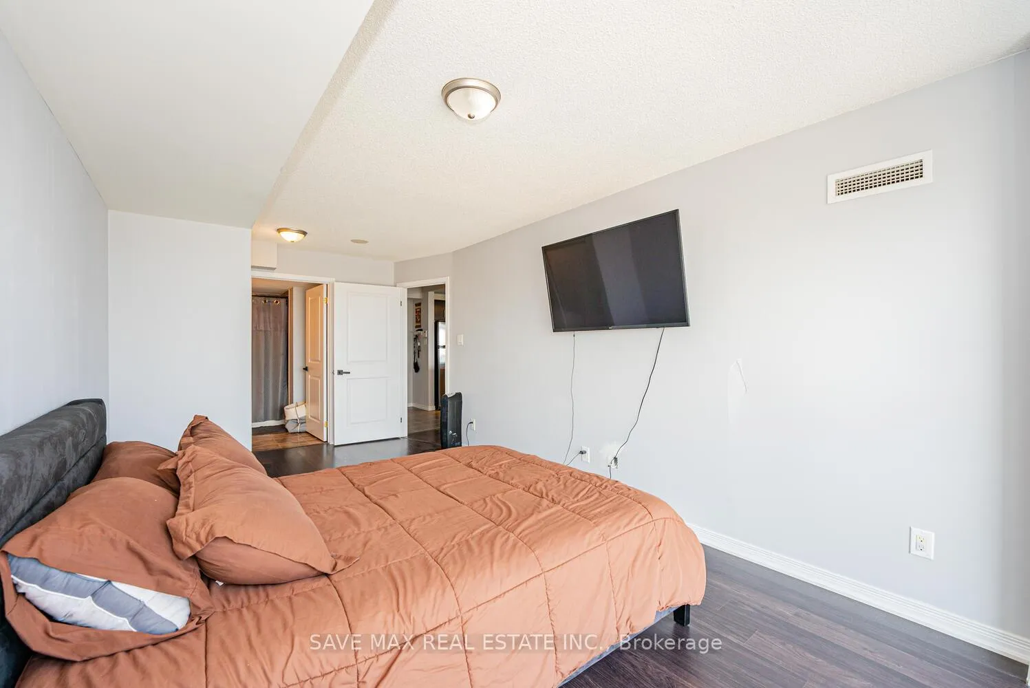 Photo 24 of Unit 2012, 9 George Street N, Brampton, Downtown Brampton — HOMEH