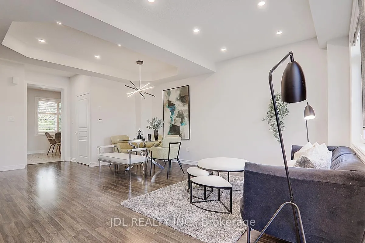 Photo 9 of 130 Roy Grove Way, Markham, Greensborough — HOMEH